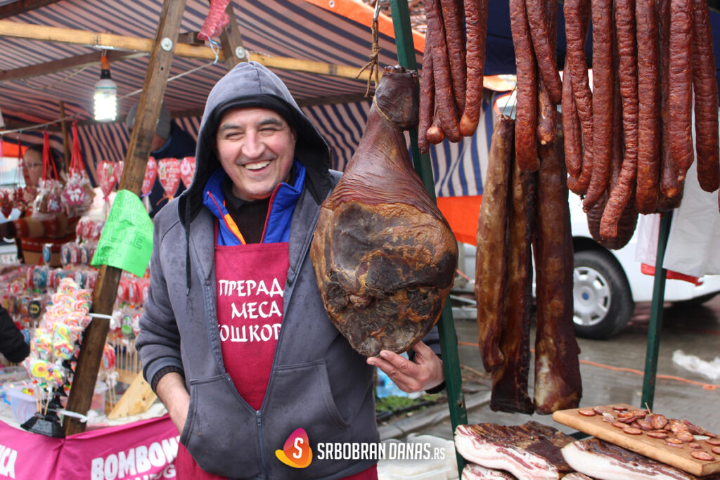 Kobasicijada U Turiji Drugi Dan Najdu A Kobasica Godine Ima