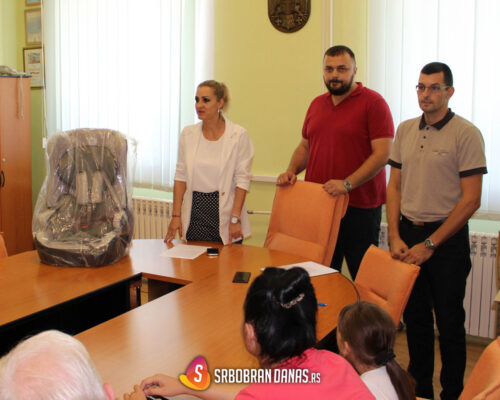 Auto-sedišta Srbobran