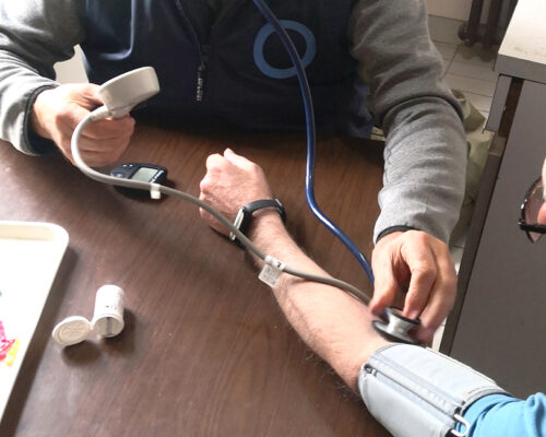 Društvo za borbu protiv šećerne bolesti "Plavi krug" i Crveni krst Srbobran kontrolišu zdravlje