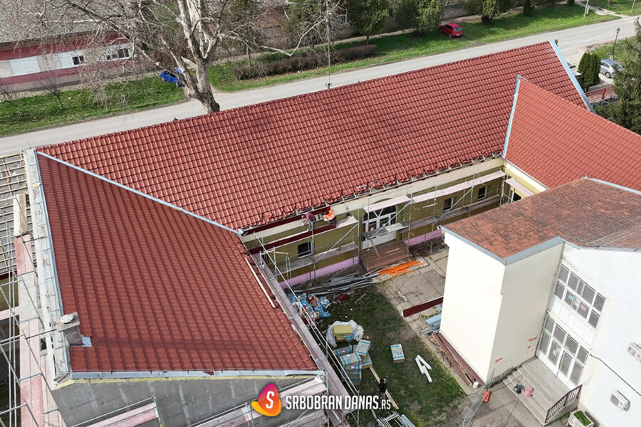 Novi krov i fasada na školi u Nadalju