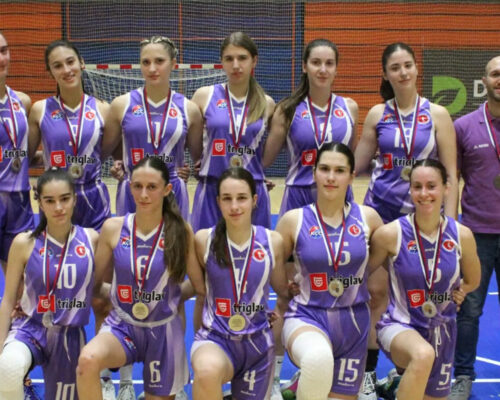 Juniorke druge u Vojvodini