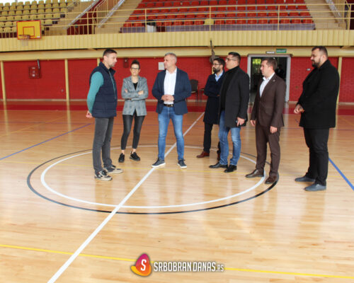 Novi parket u velikoj sali CST-a