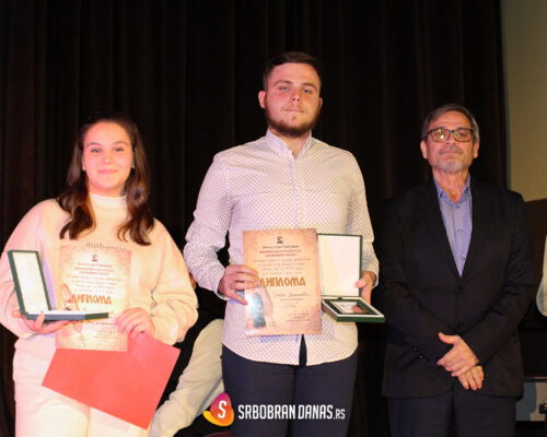 LENKINO PERO 2024 u rukama Vanje Šijačić i Ognjena Boškovića