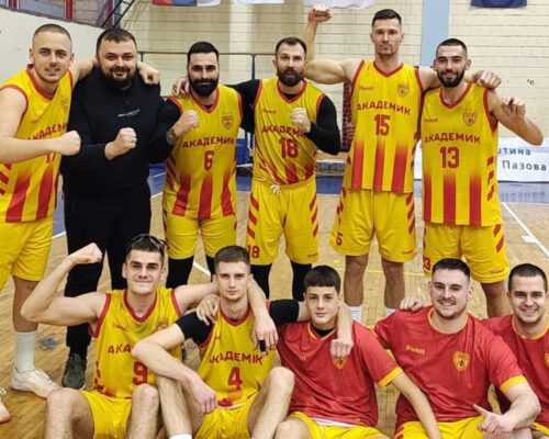 AKADEMIK pobedom zatvorio polusezonu