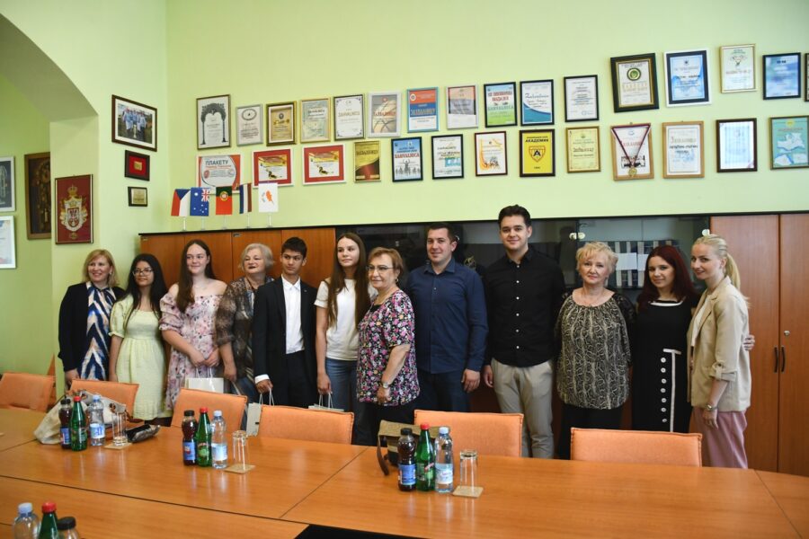 djaci generacije srbobran