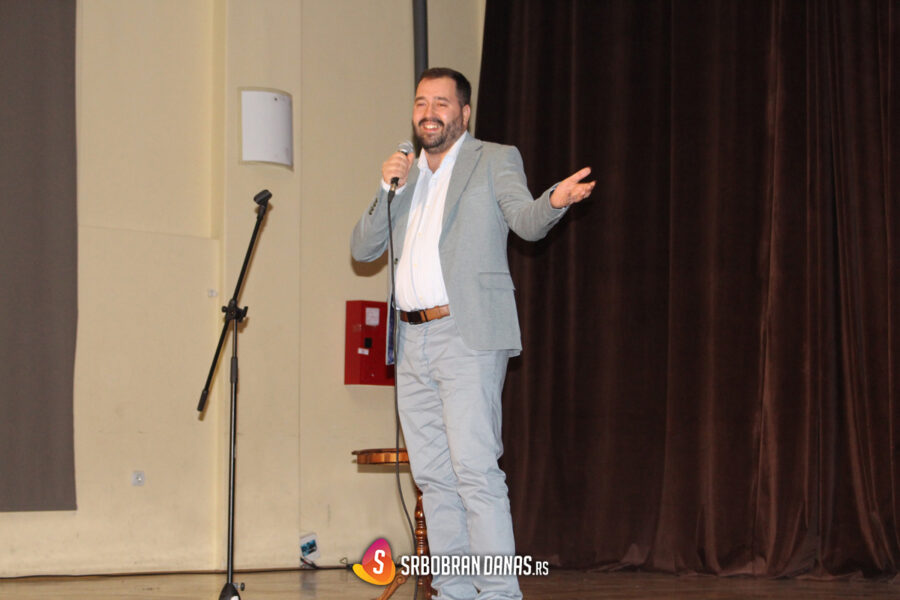 Srbobrancima se dopao humor Nebojše Grujića