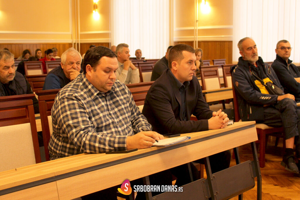 Odbornici odlučivali o 19 skupštinskih pitanja