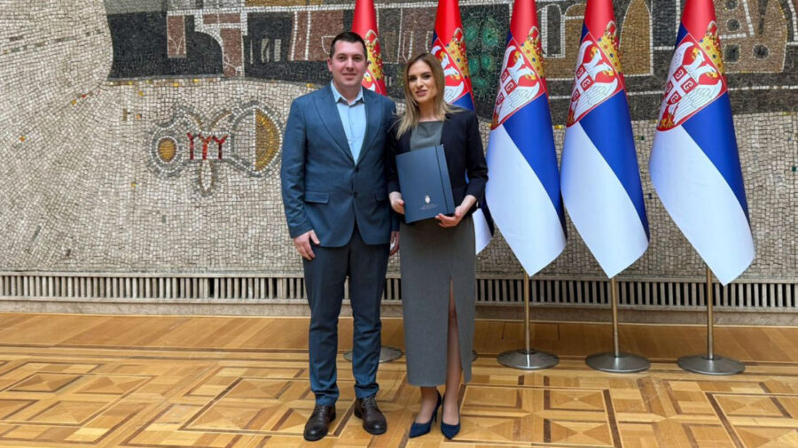 Lični pratilac deteta - usluga koja ima podršku ministarstva