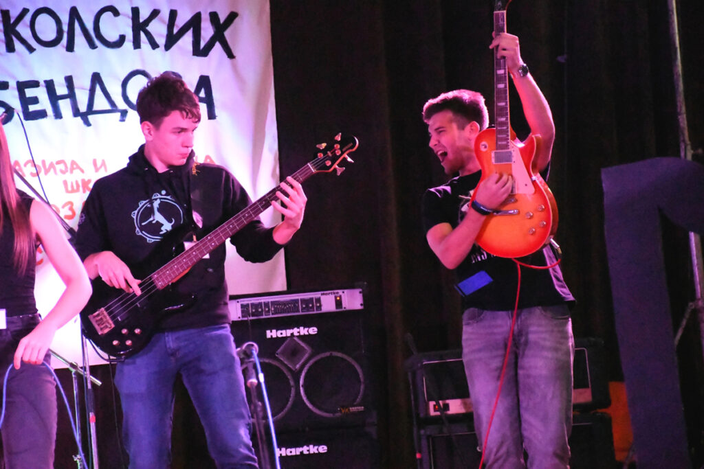 Prvi Festival školskih bendova doneo Srbobranu novu energiju